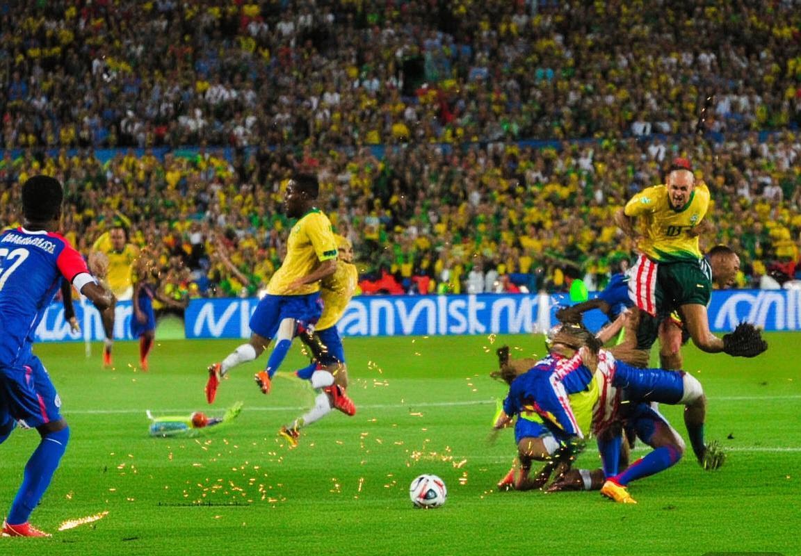 巴西VS美国：激情绿茵巅峰对决回顾(图2)