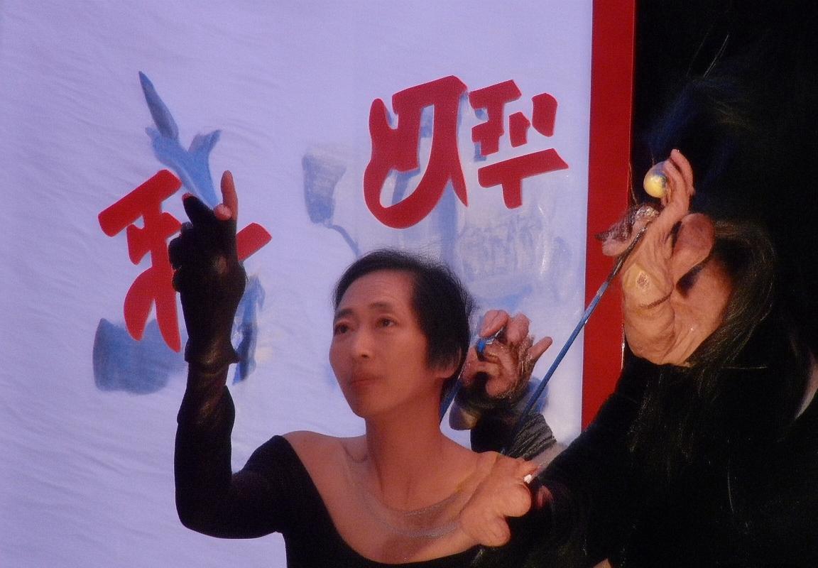 巴塞罗那VS韦斯卡：激情对决，战术解析与球星瞬间(图1)